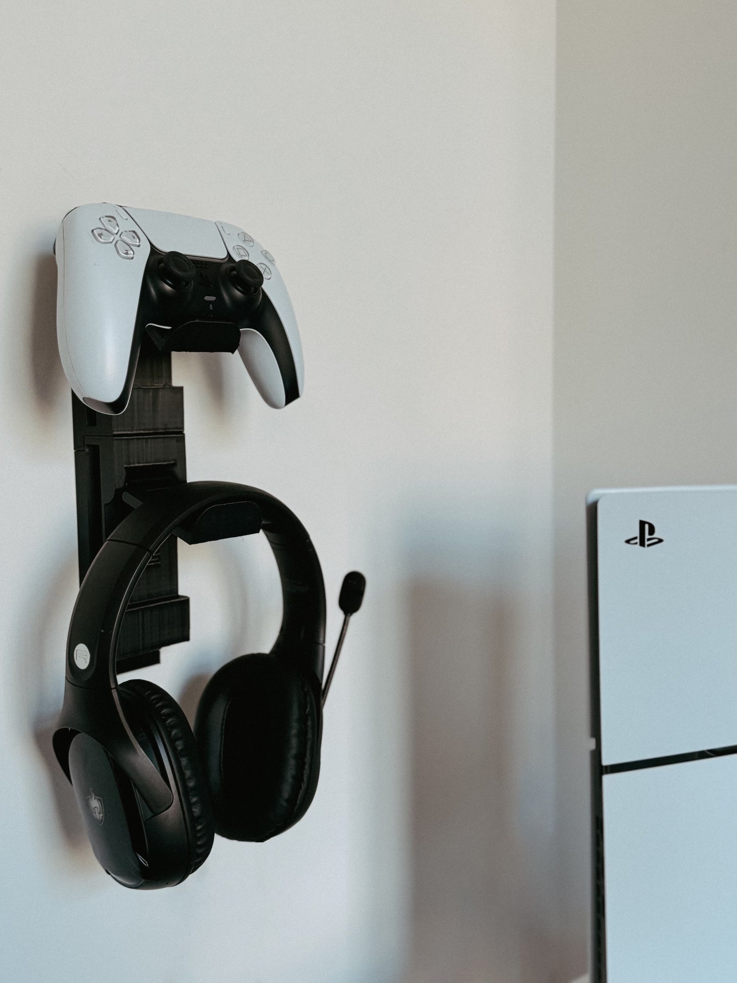 Controller Holder - Wall Mounted