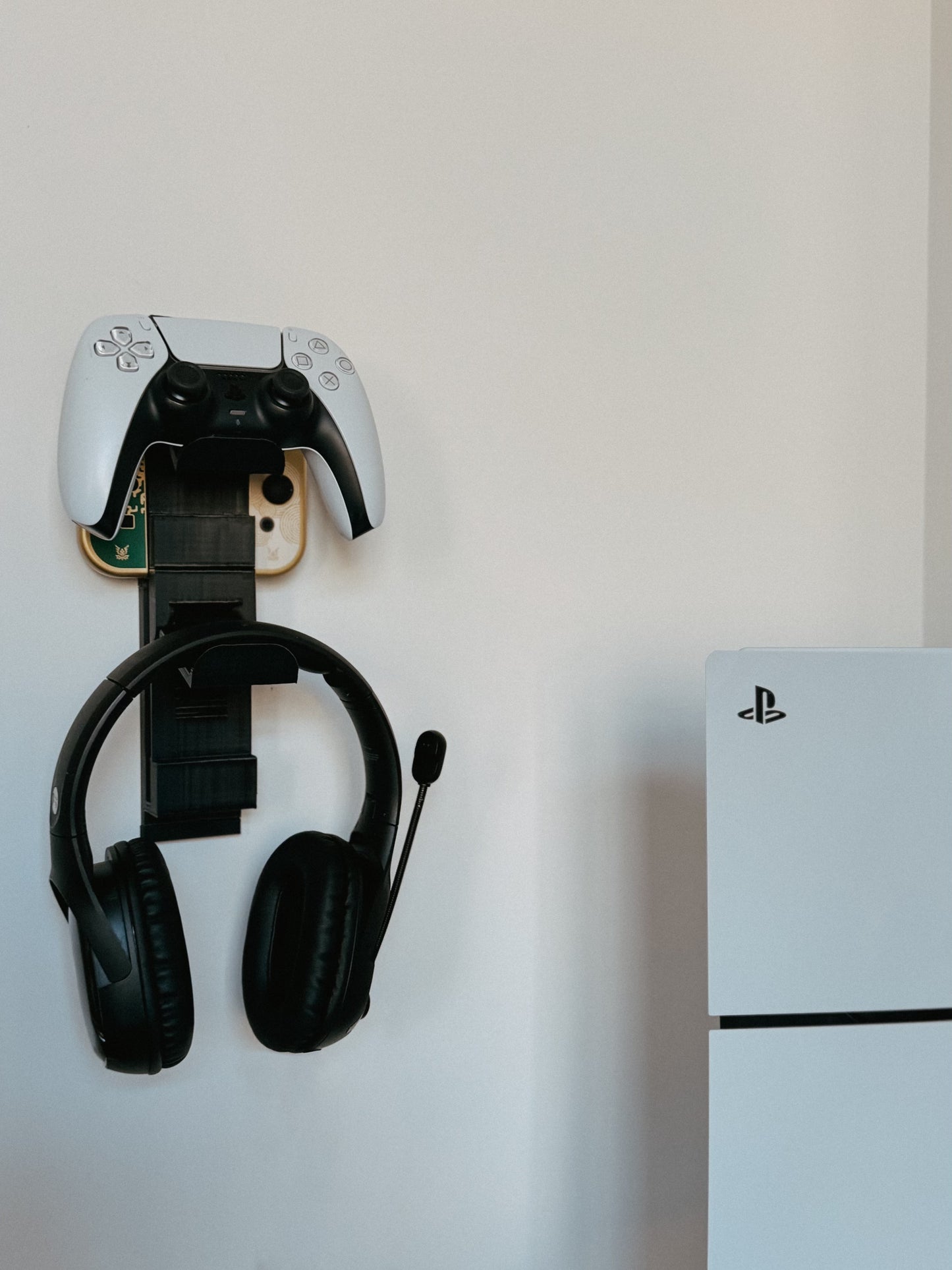 Controller Holder - Wall Mounted